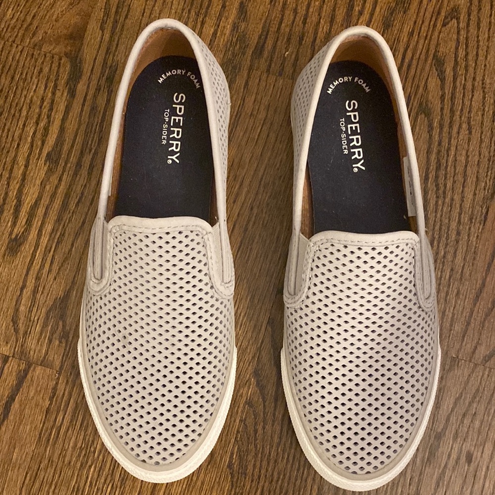 Womens slip on Sperry